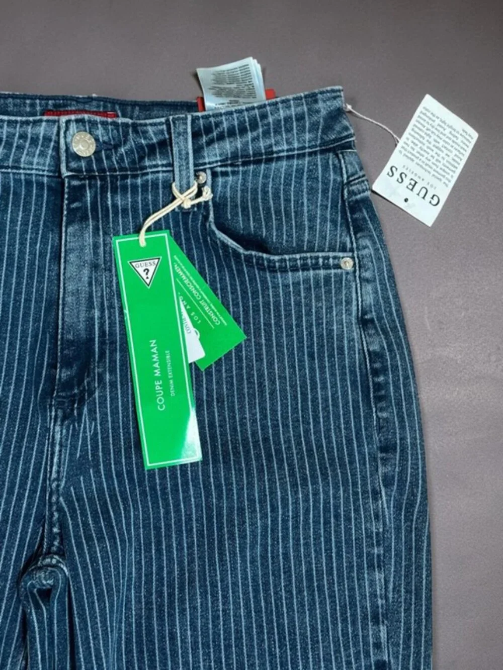 NWT GUESS Lena High-Rise Mom Jeans Blue Pinstripe - Super Stretchy! Size 28